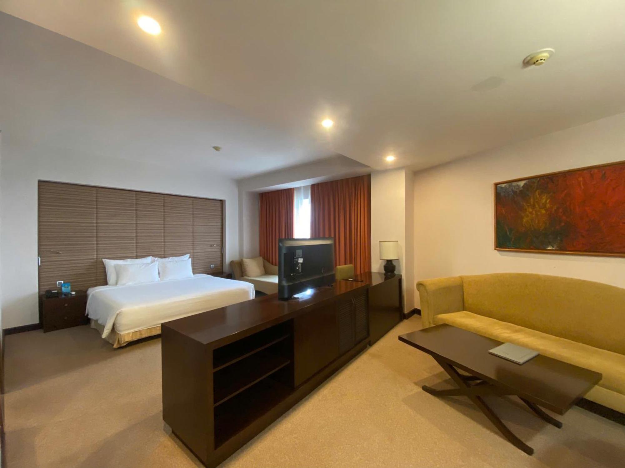 Muong Thanh Holiday Hue Hotel Camera foto